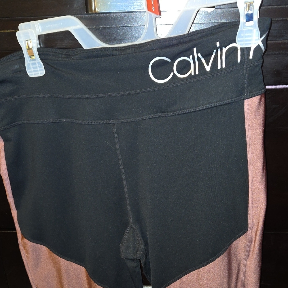 Calvin Klein Women's Black and Mauve /purplish Workout Joggers